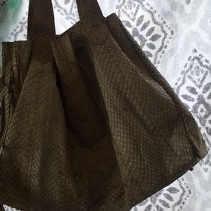 Snake 🐍 leather handbag